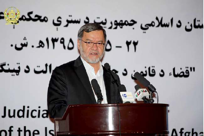 دانش: فساد اداری مانع حاکمیت قانون است